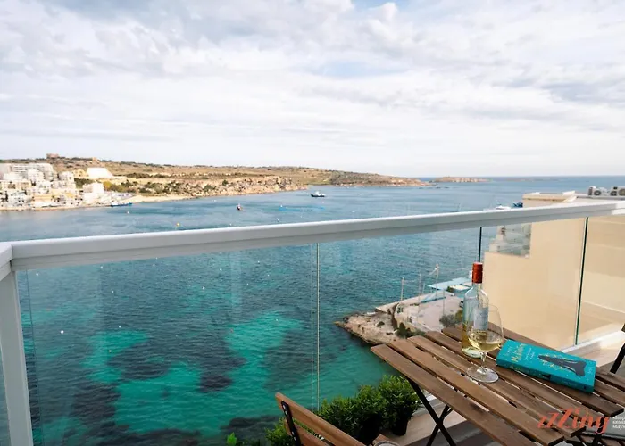 Seashore - Stunning Right By the sea *