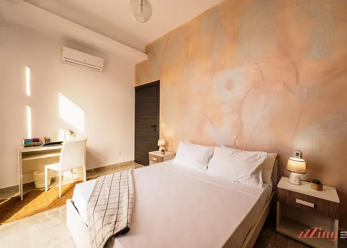 Seashore - Stunning Right By the sea St. Paul's Bay