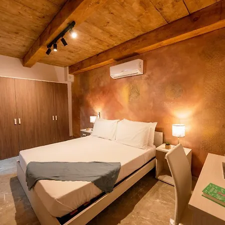 Seashore - Stunning Right By the sea Apartament St. Paul's Bay