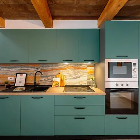 Apartament Seashore - Stunning Right By the sea St. Paul's Bay