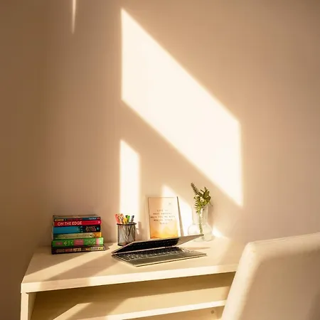 Seashore - Stunning Right By the sea Apartament