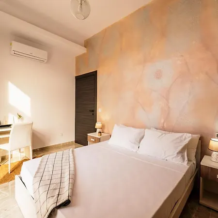 Seashore - Stunning Right By the sea St. Paul's Bay