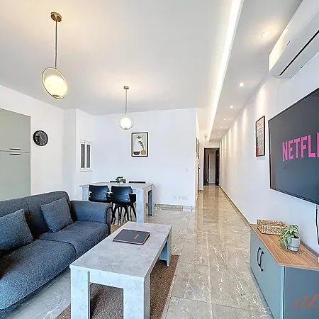 Seashore - Stunning Right By the sea Appartement