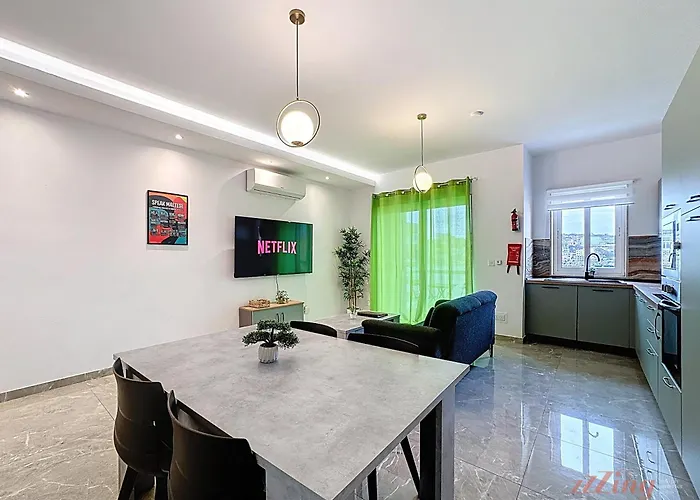 Apartment Seashore - Stunning Right By the sea